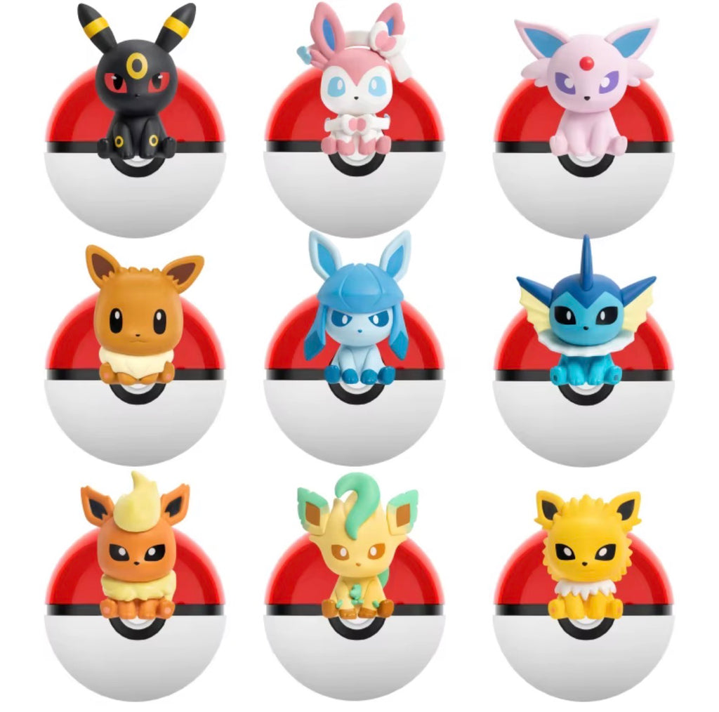 Surprise PokéBall Figurine